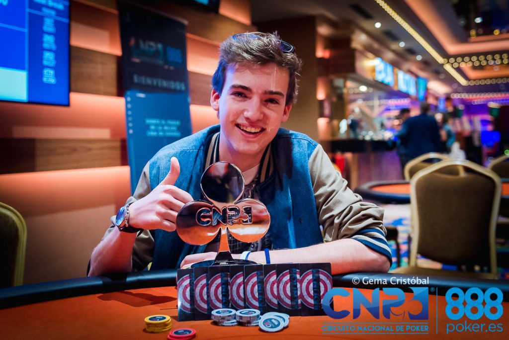 Ori Fernandez poker