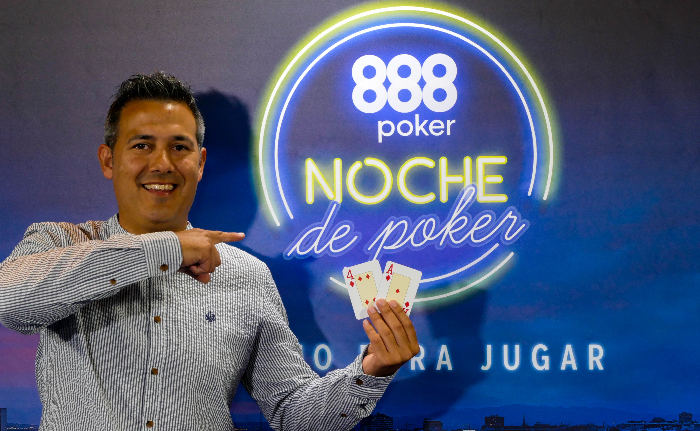 Ruben Vara tras ganar su etapa clasificatoria de Noche de Poker