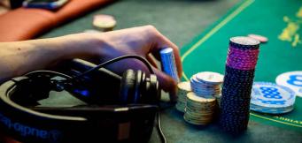 Tahur jugador cartas