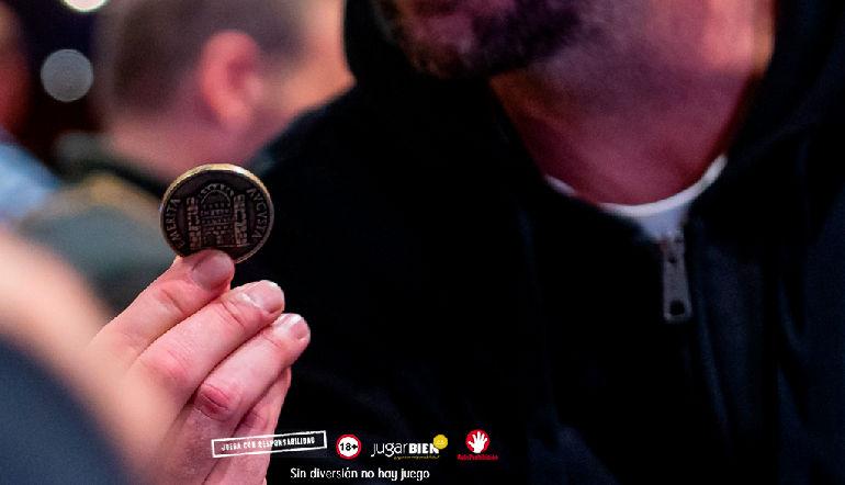 Bounty poker