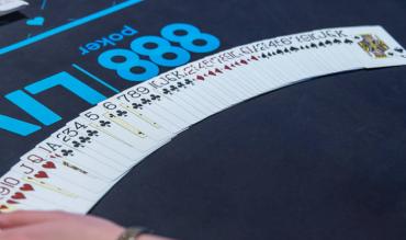 Brick poker