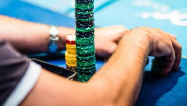 Juego y Reglas del poker tapado 