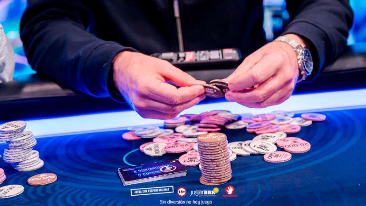 Poker en línea con oportunidades de ganar dinero