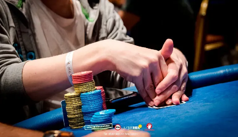 Poker mentiroso